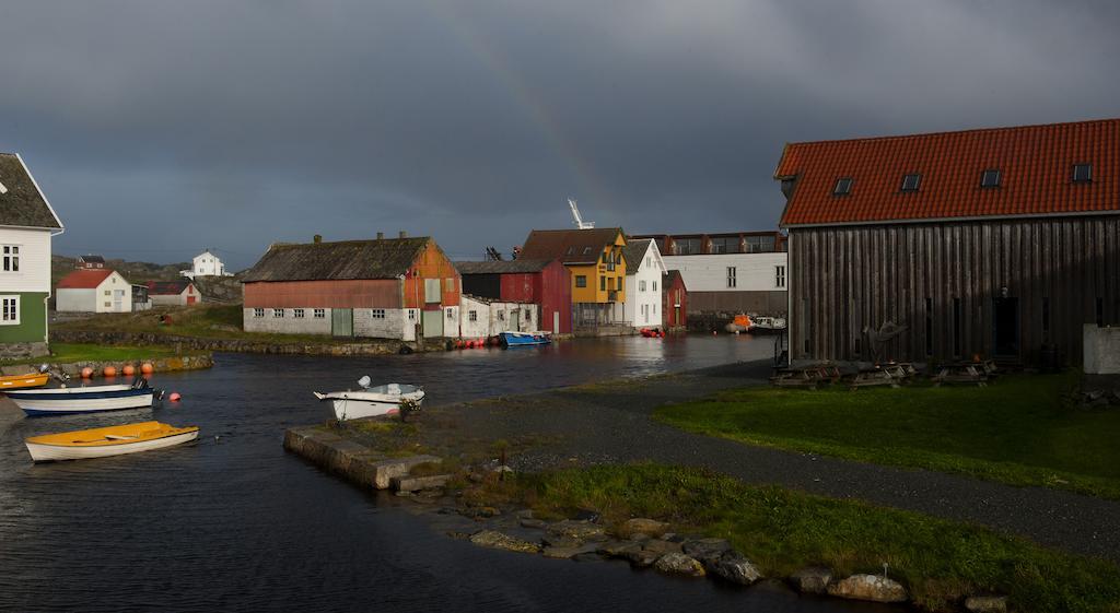 Utsira Overnatting - Bolgen Buitenkant foto